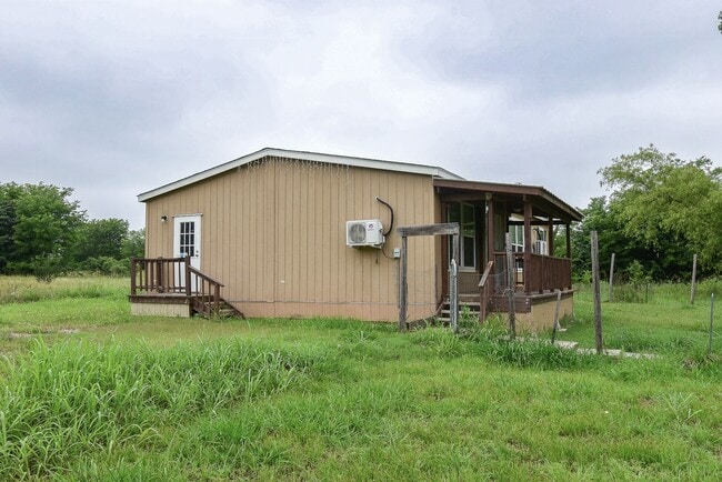 Photo - 550 Quail Run Cir