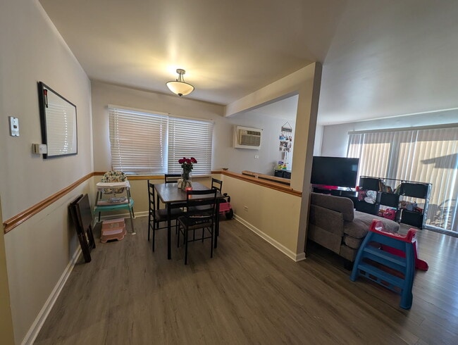 Photo - 7840 Normandy Ave