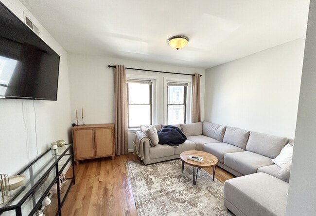 Photo - 914 Dorchester Ave