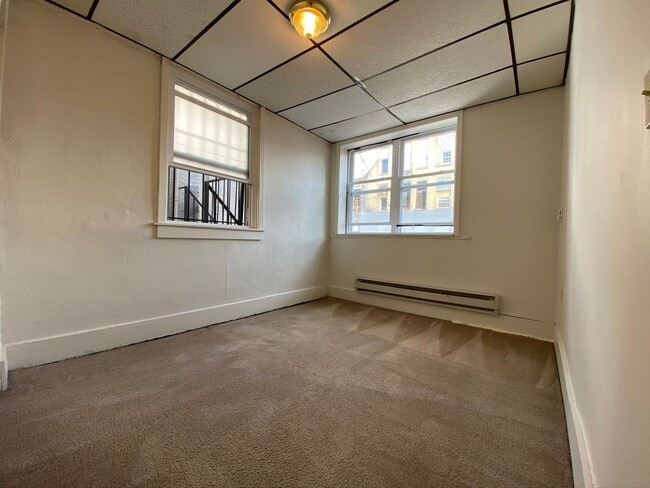 Photo - Great One Bedroom on Fifth Ave in Oakland!... Unit 360402R