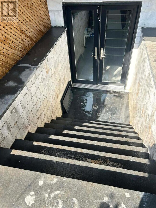 Photo - 1 Pagebrook Dr