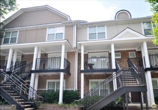 Building Photo - 1035 Barnett Shoals Rd Unit APT 621