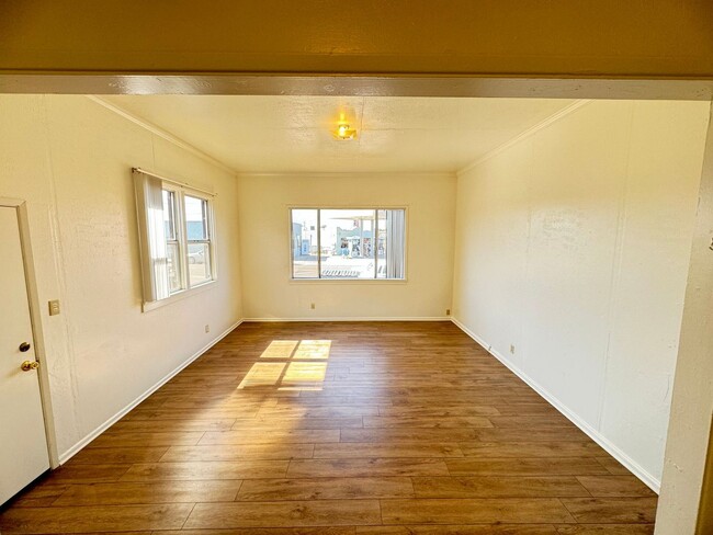 Photo - 3432  1361-1371 Paso Robles Unit 1361