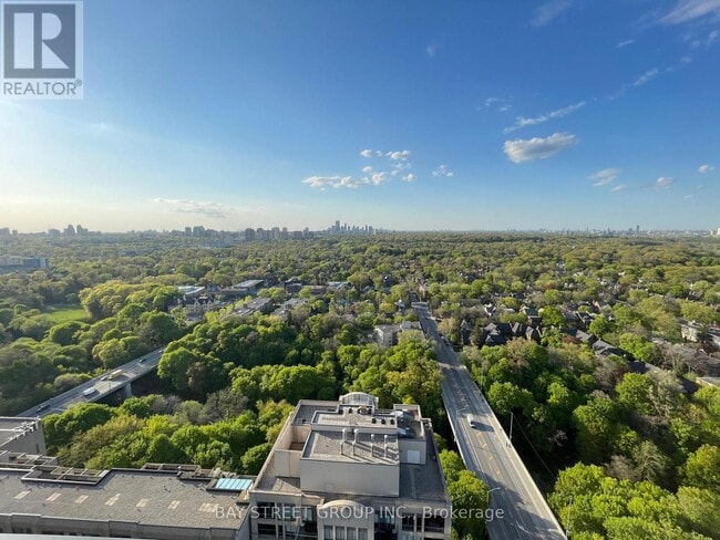 Photo - 395 Bloor St E Unité 2608