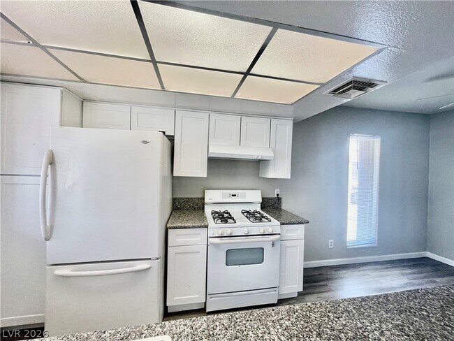 1405 E Vegas Valley Dr Unidad 298