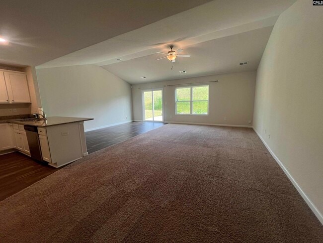 Photo - 127 Sundew Rd