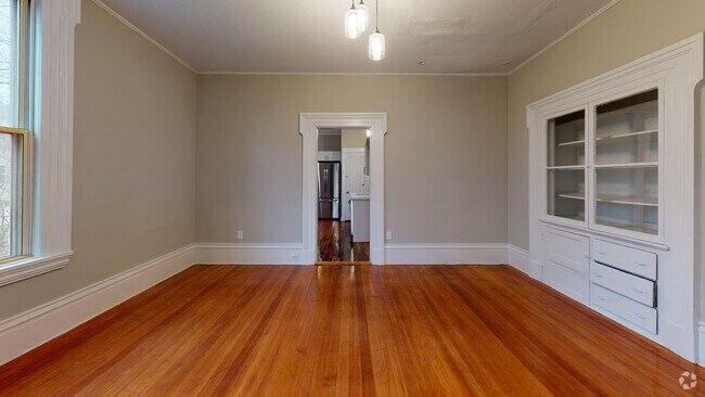 Building Photo - 18 Malbert Rd Unit 1 Rental