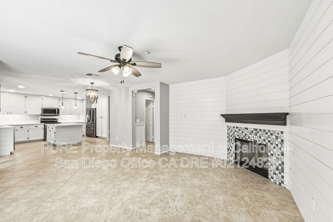 Photo - 1578 Acacia Cir