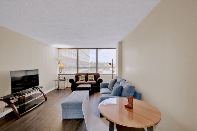 Photo - 1800 Lavaca St Unidad 312