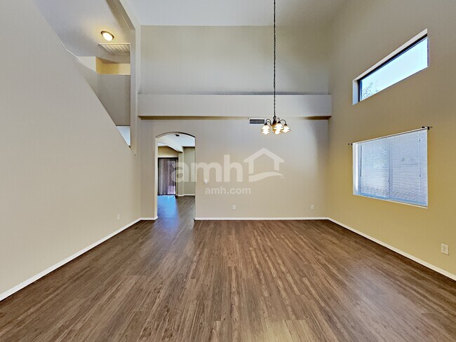 Photo - 23847 W Grove St