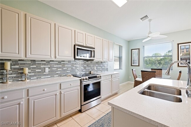 Building Photo - 9120 Spanish Moss Way Unit 521 Rental