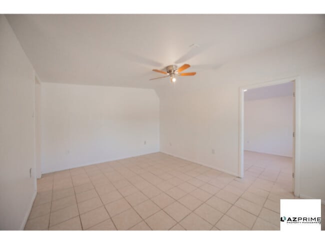 Photo - Modern And Comfortable 1/1 Apartment In Phoenix Offering Stylish Living In A Highly Desirable And Ce