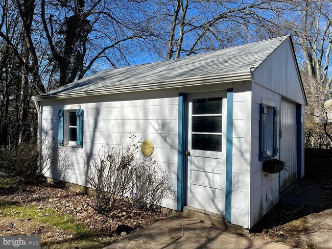 Photo - 294 N Harrison St