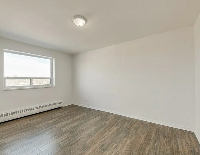 Photo - Laurentia Apartments