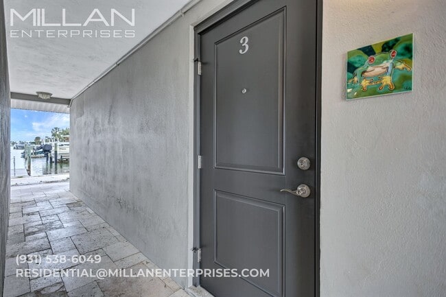 Photo - 325 Capri Blvd Unit 325 Capri Boulevard, Apt. 3
