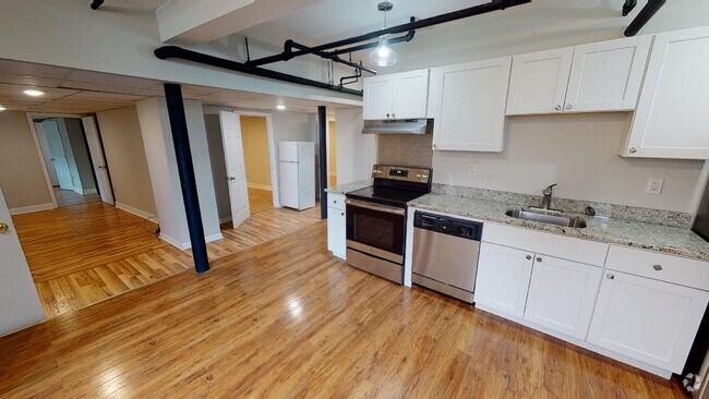 Building Photo - 1185 Commonwealth Ave Unit 101 Rental