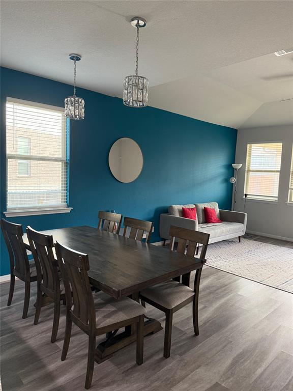 Photo - 6017 Teodoro Bend