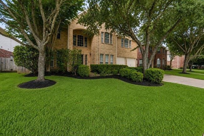 Photo - 2414 Falcon Knoll Ln