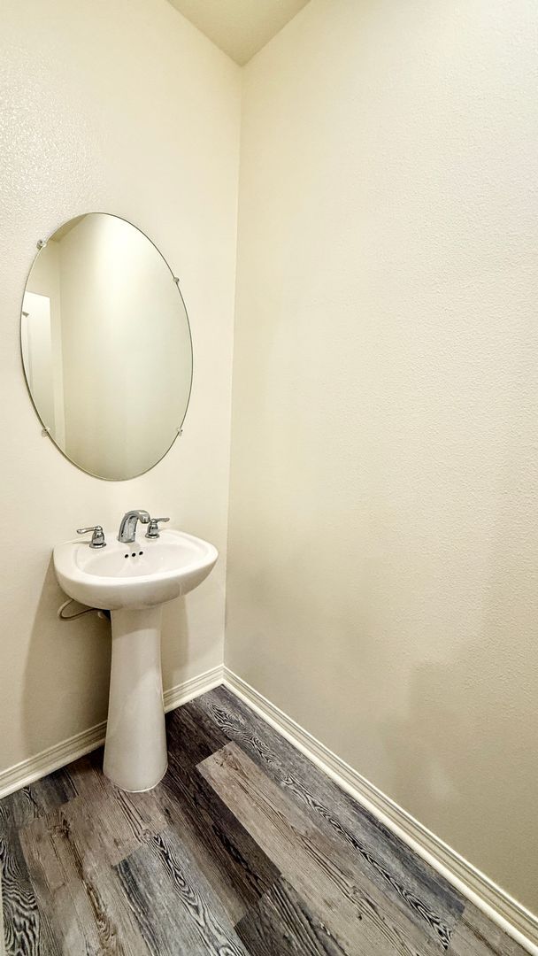 Photo - Beautifully 2019-Built 3 Beds 2.5 Baths 1,468 Sqft Home in Eastvale!