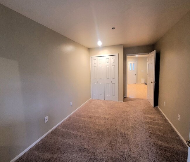 Photo - Bayview Townhouse Condo in Blaine with Garage - 4th St.