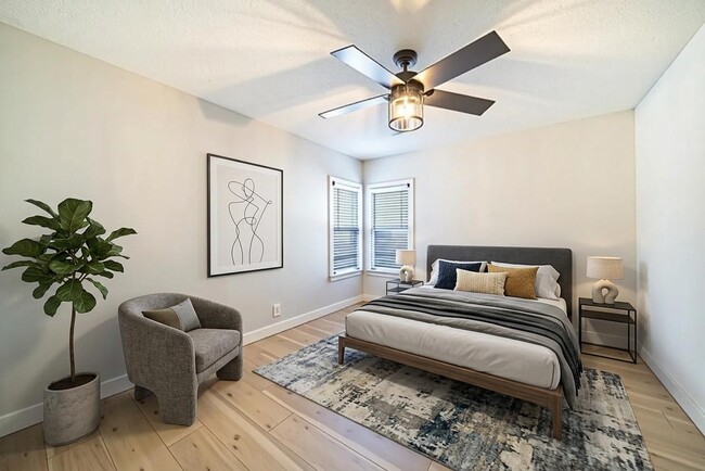 Photo - 714 Villa St