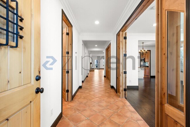 Photo - 1485 Clearview Cir