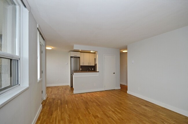 Photo - 188 Jameson Ave Unité 404