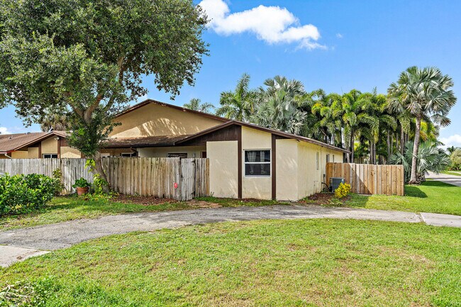 Building Photo - 8667 Uranus Terrace Rental