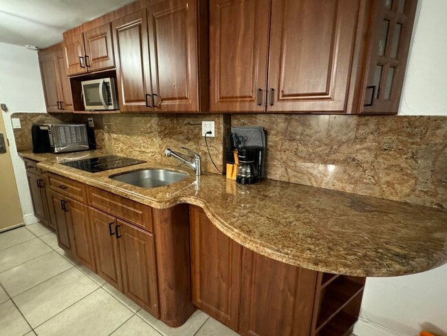 Photo - 19201 Collins Ave Unidad 622