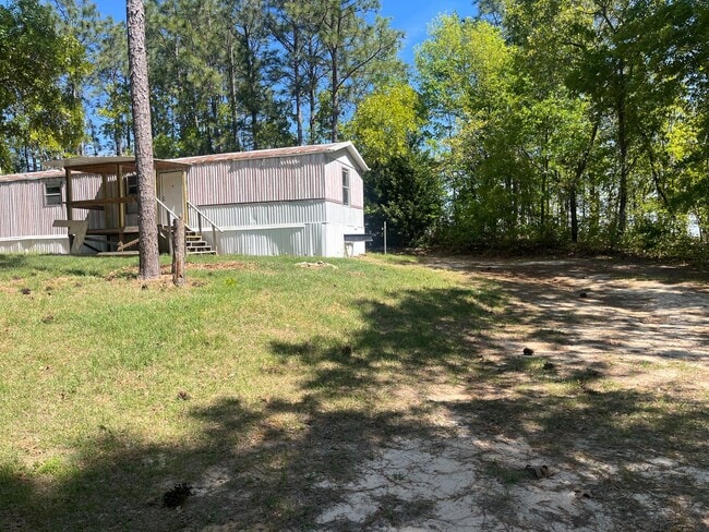 Photo - 3 Bed, 1 Bath Trailer