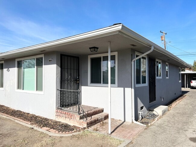 Photo - 3415-3417 E Terrace Ave Unidad 3417 E Terrace Ave