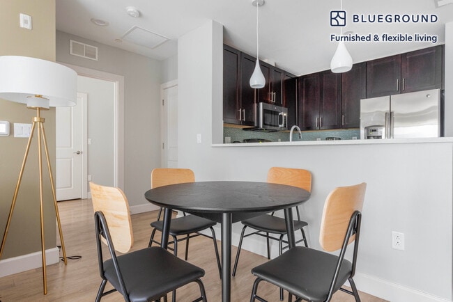 Photo - 33 Rogers St Unidad FL4-ID945