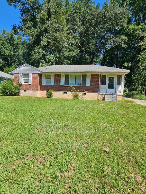 Building Photo - 418 Thaxton Dr SE Rental