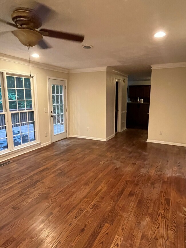 Photo - 5042 Rosemeade Ct