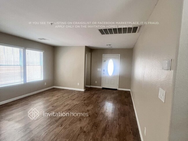 Photo - 644 Desert Passage St