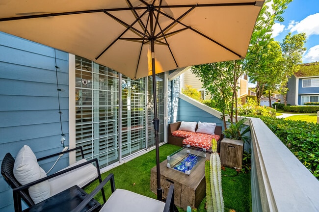 Photo - 620 Holbrook Ct