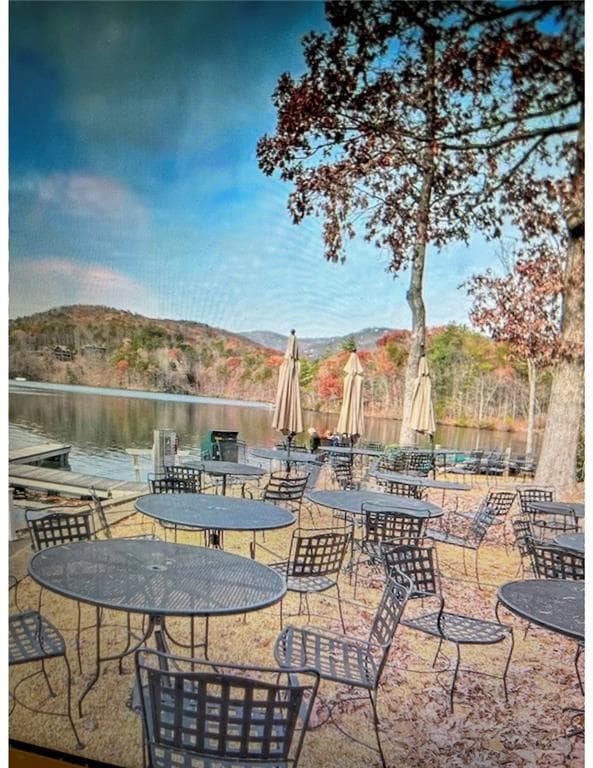 135 Wolfscratch Dr