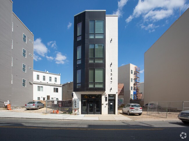 Photo - 1547 Ridge Ave