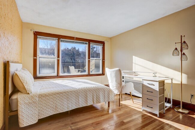 Photo - 93 Bailey Rd Unit #2