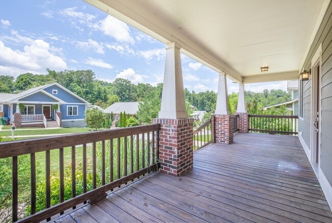 Photo - Modern Craftsman-Style Home in West Asheville