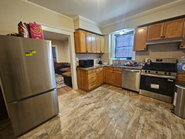 Photo - 14 Finady Ave