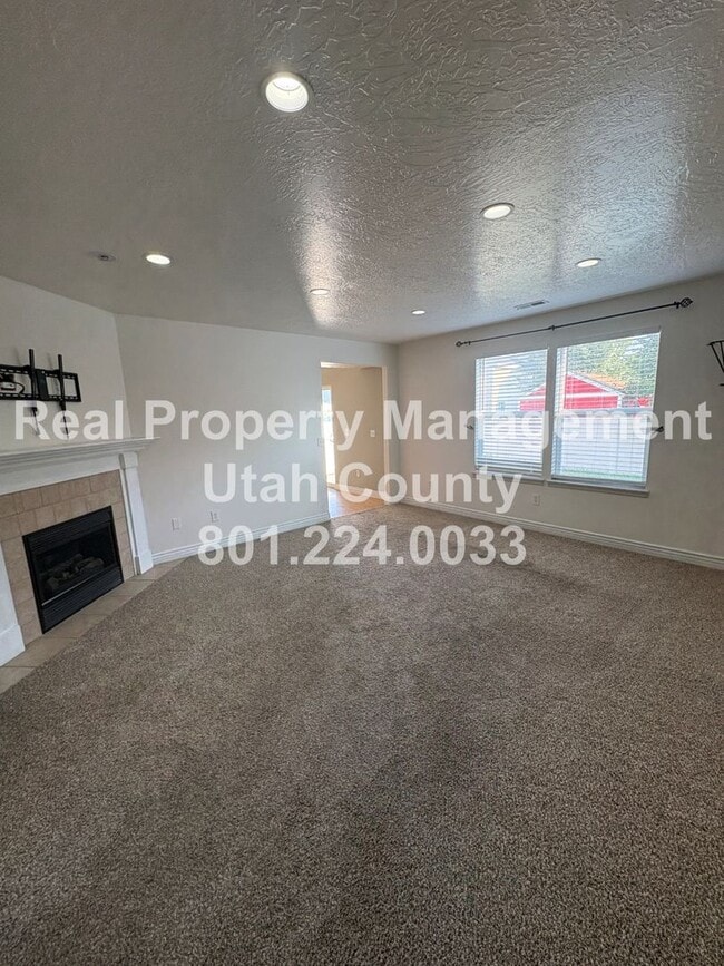 Photo - 1354 Dunmore Dr