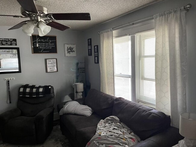 Photo - 1128 State St