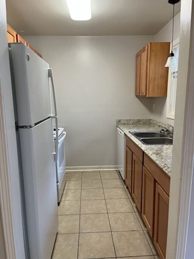 Photo - 6015 Warm Springs Ct Unit A *