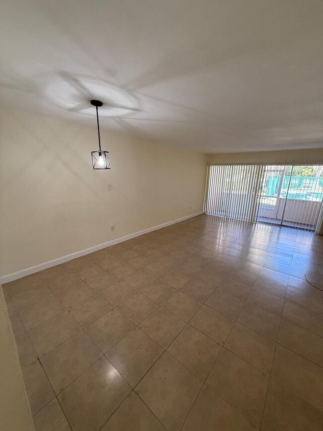 Photo - 1505 Crescent Cir Unit C33