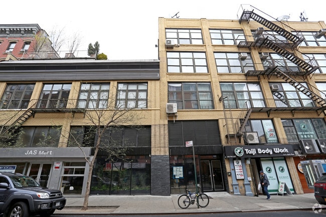 Photo - The Theatre Condominium