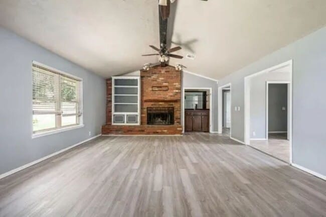 Photo - Updated 3 Bedroom/2 Bath Home w/Beautiful Landscaping - Edmond Schools