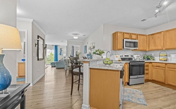 Living area/ Dinette