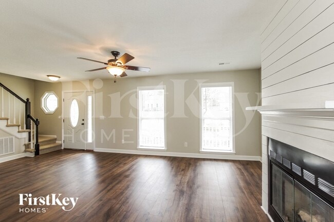 Photo - 1703 Glenn Meade Dr