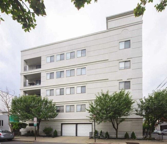 Photo - 420 Jefferson St Unit 4C